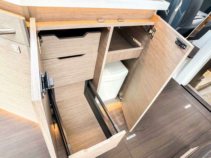 38ft Wellcraft Yacht For Sale