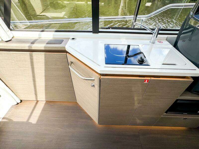 38ft Wellcraft Yacht For Sale