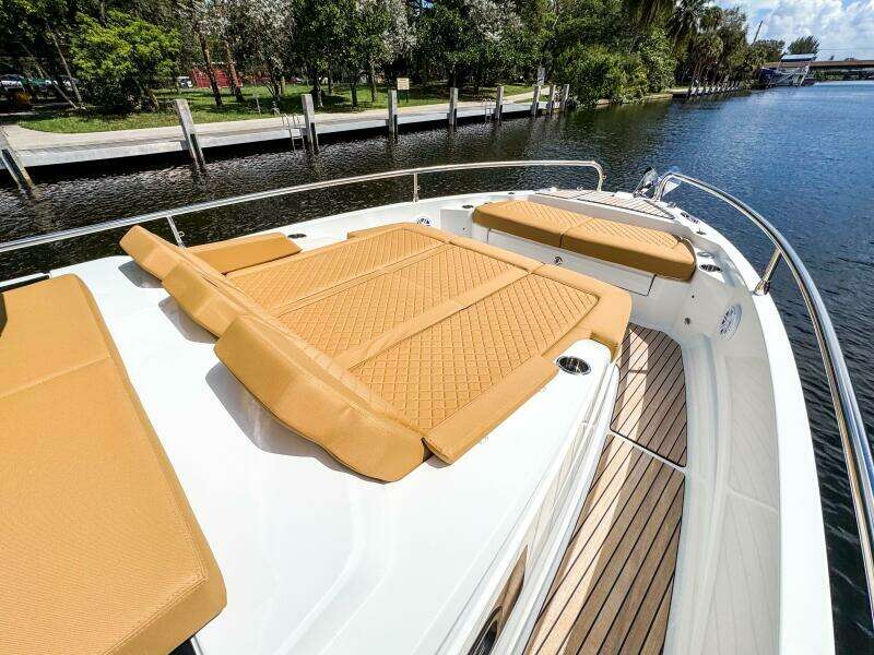 38ft Wellcraft Yacht For Sale