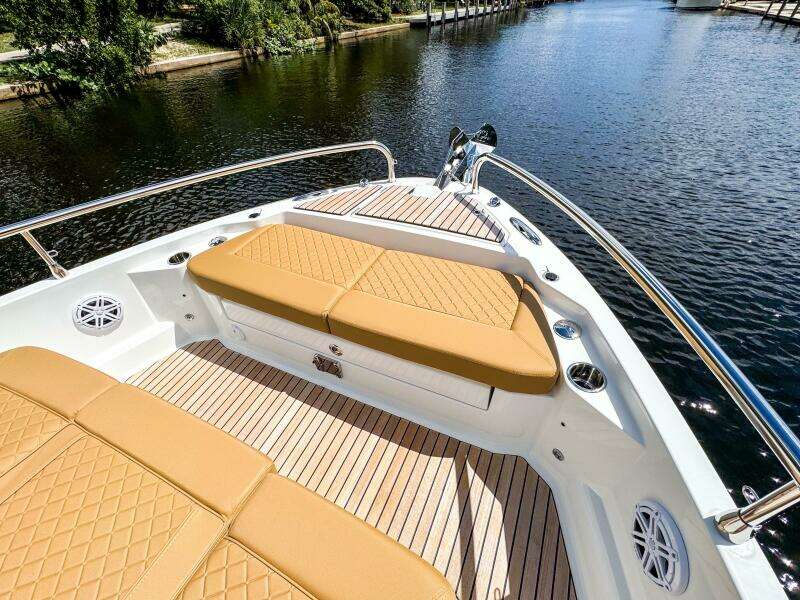 38ft Wellcraft Yacht For Sale