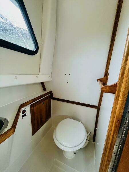 Salt Shaker 26ft Skipjack Yacht For Sale