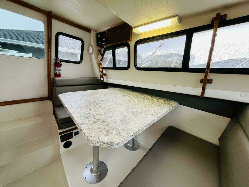 Salt Shaker 26ft Skipjack Yacht For Sale