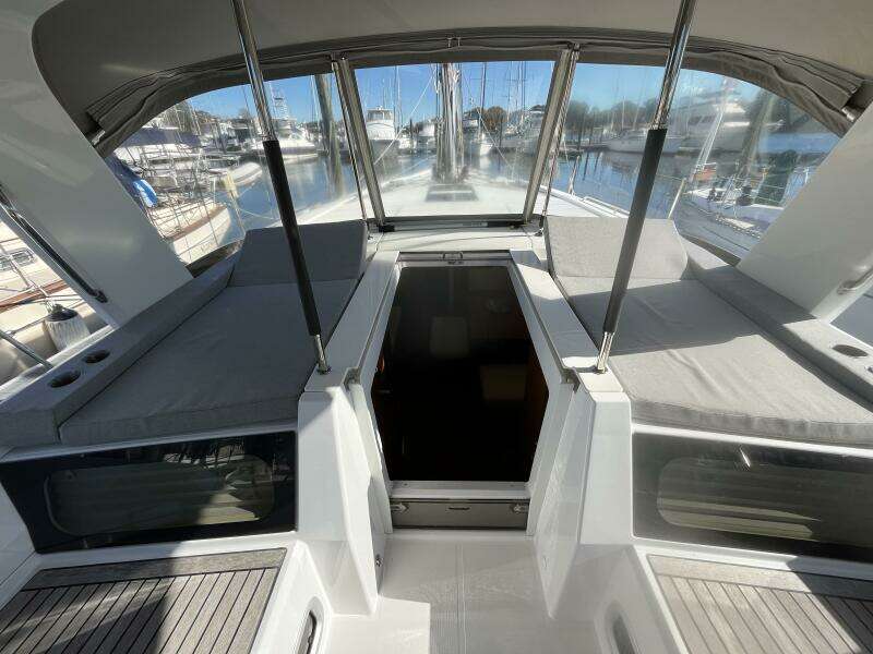 Fat Bottom Girl 46ft Beneteau Yacht For Sale
