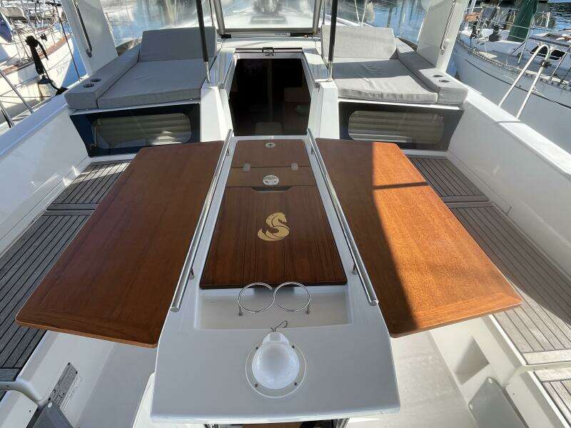Fat Bottom Girl 46ft Beneteau Yacht For Sale