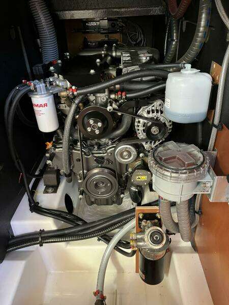 Fat Bottom Girl 46ft Beneteau Yacht For Sale