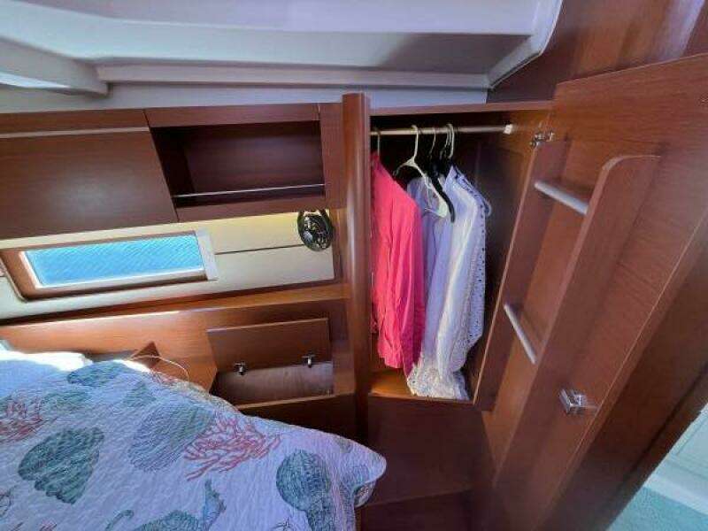 Fat Bottom Girl 46ft Beneteau Yacht For Sale