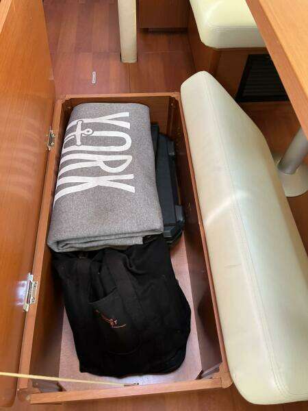 Fat Bottom Girl 46ft Beneteau Yacht For Sale