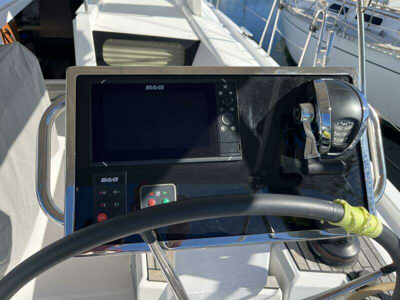Fat Bottom Girl 46ft Beneteau Yacht For Sale