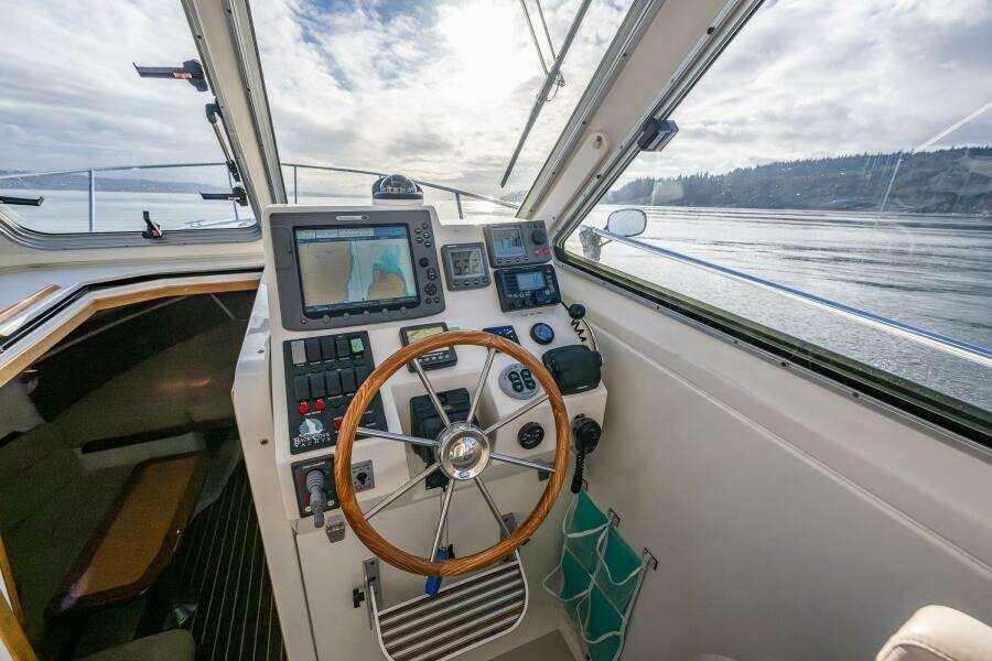 HA KIN 33ft Back Cove Yacht For Sale