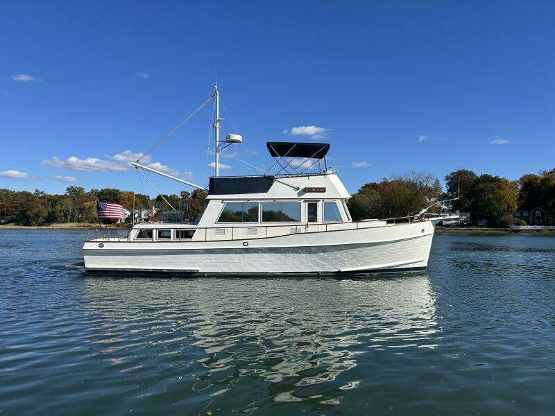 42ft Grand Banks Yacht For Sale 42ft Grand Banks Yacht For Sale