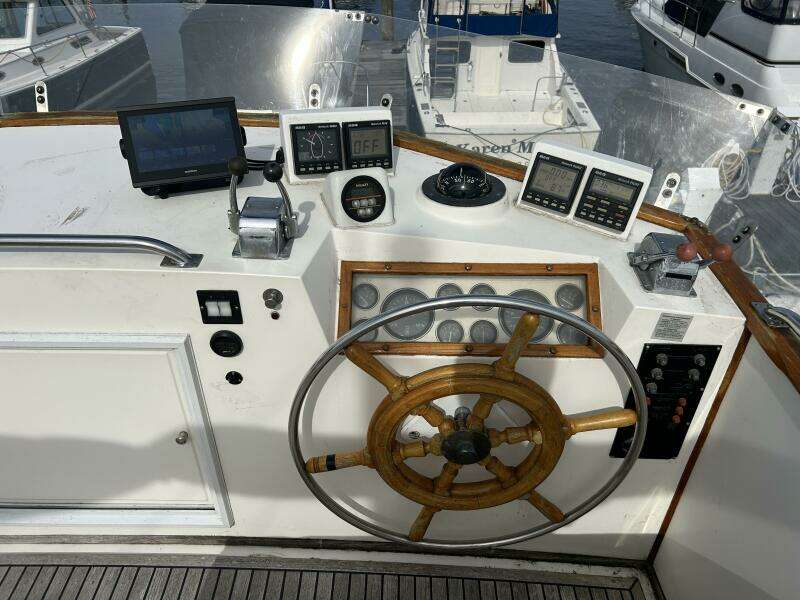 42ft Grand Banks Yacht For Sale 42ft Grand Banks Yacht For Sale