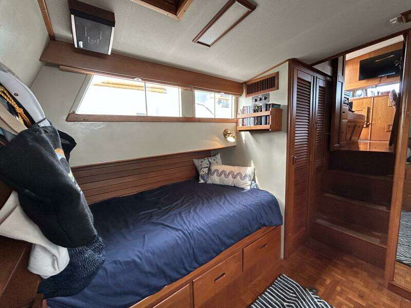 42ft Grand Banks Yacht For Sale 42ft Grand Banks Yacht For Sale