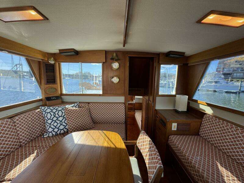 42ft Grand Banks Yacht For Sale 42ft Grand Banks Yacht For Sale