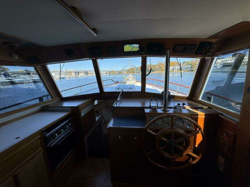 42ft Grand Banks Yacht For Sale 42ft Grand Banks Yacht For Sale