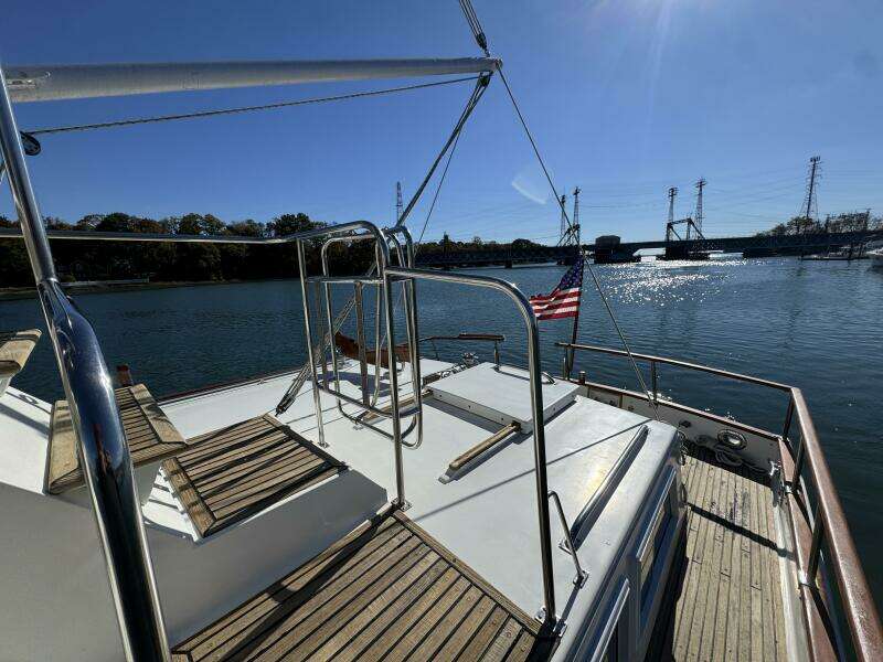 42ft Grand Banks Yacht For Sale 42ft Grand Banks Yacht For Sale