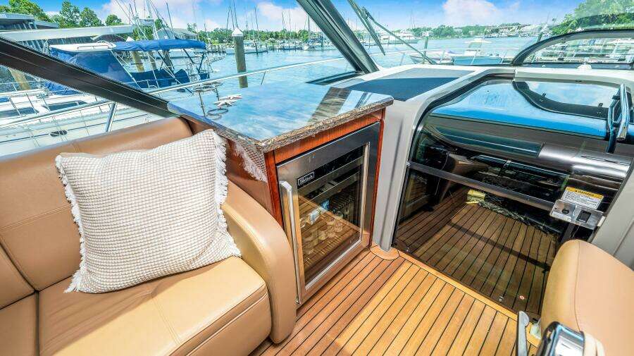 61ft Sea Ray Yacht For Sale 61ft Sea Ray Yacht For Sale