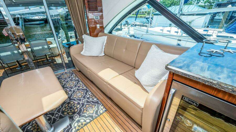 61ft Sea Ray Yacht For Sale 61ft Sea Ray Yacht For Sale