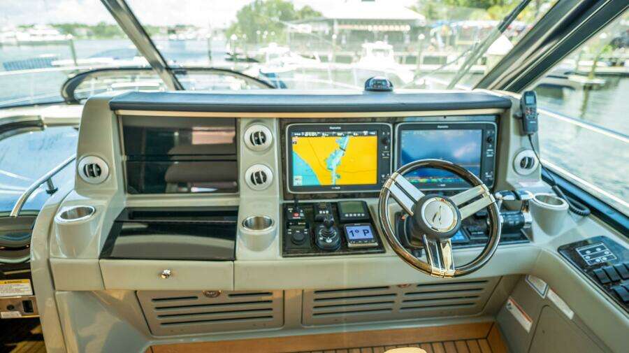 61ft Sea Ray Yacht For Sale 61ft Sea Ray Yacht For Sale