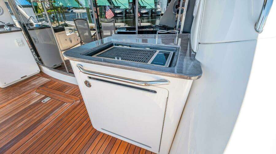 61ft Sea Ray Yacht For Sale 61ft Sea Ray Yacht For Sale