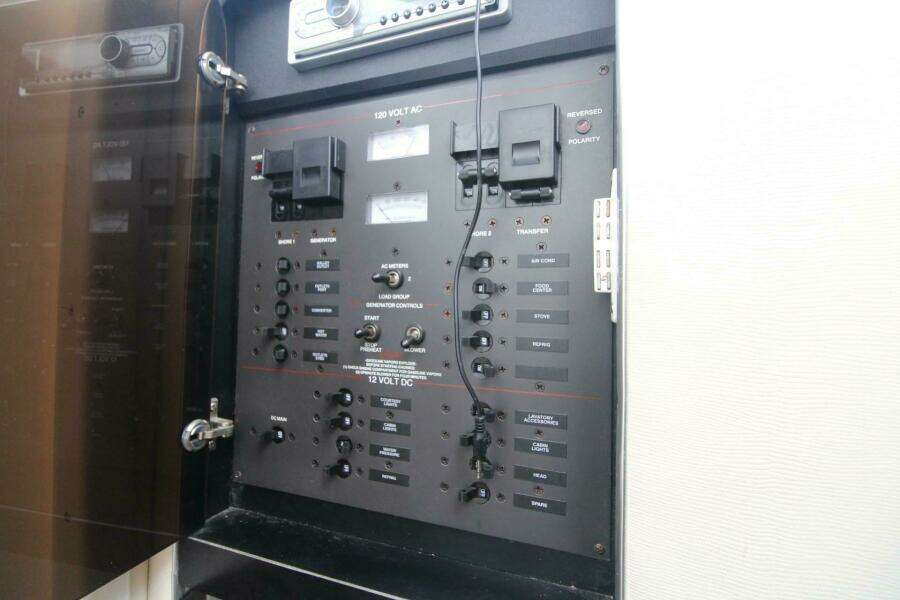 32ft Wellcraft Yacht For Sale 32ft Wellcraft Yacht For Sale