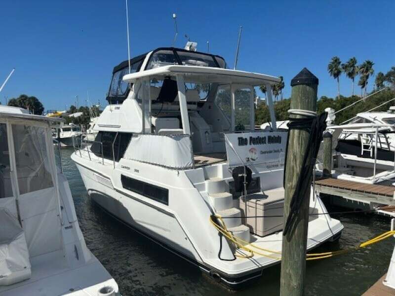 The Perfect Melody 36ft Carver Yacht For Sale