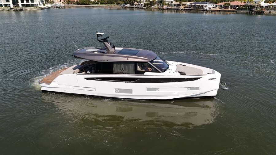 57ft Azimut Yacht For Sale 57ft Azimut Yacht For Sale