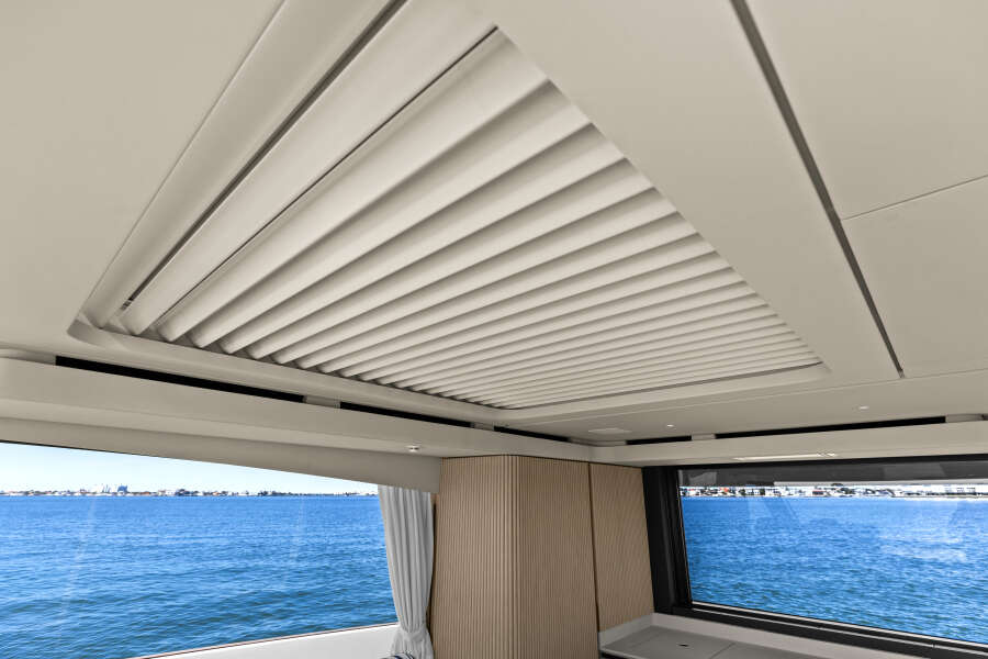 57ft Azimut Yacht For Sale