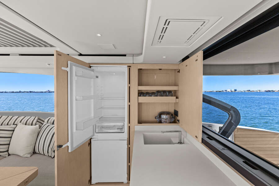 57ft Azimut Yacht For Sale