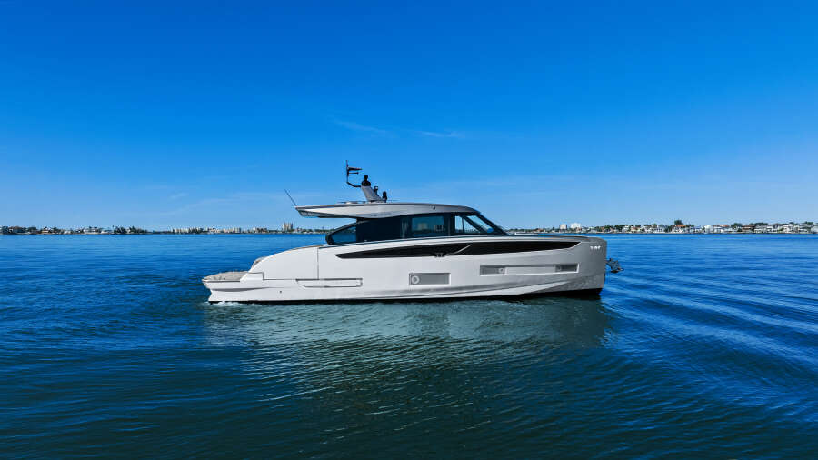 57ft Azimut Yacht For Sale