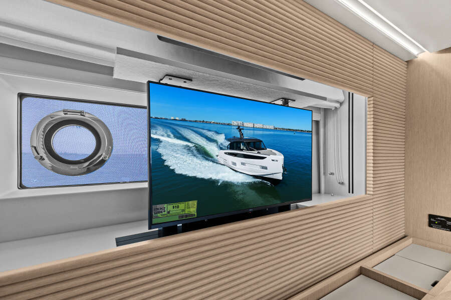 57ft Azimut Yacht For Sale