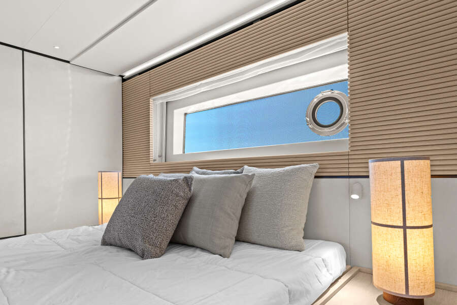 57ft Azimut Yacht For Sale