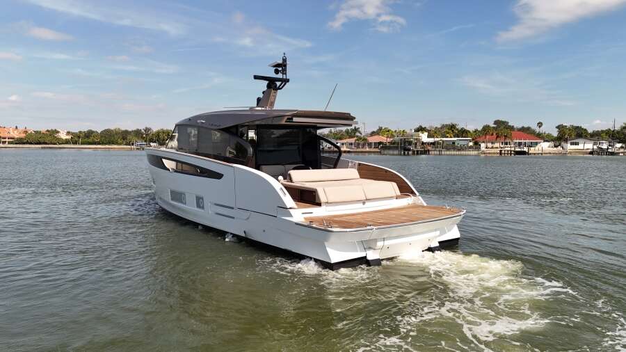 57ft Azimut Yacht For Sale 57ft Azimut Yacht For Sale