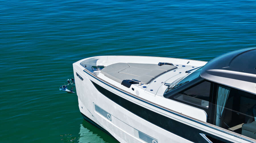 57ft Azimut Yacht For Sale