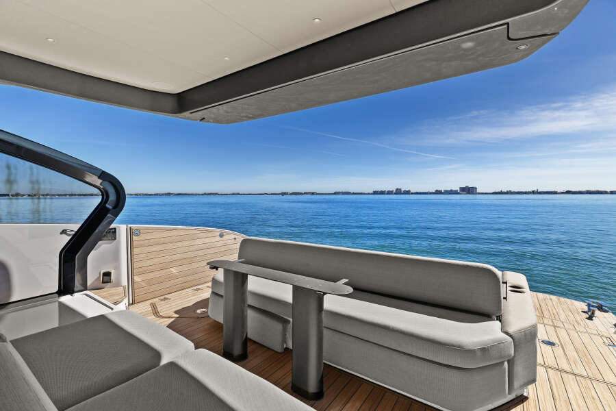 57ft Azimut Yacht For Sale