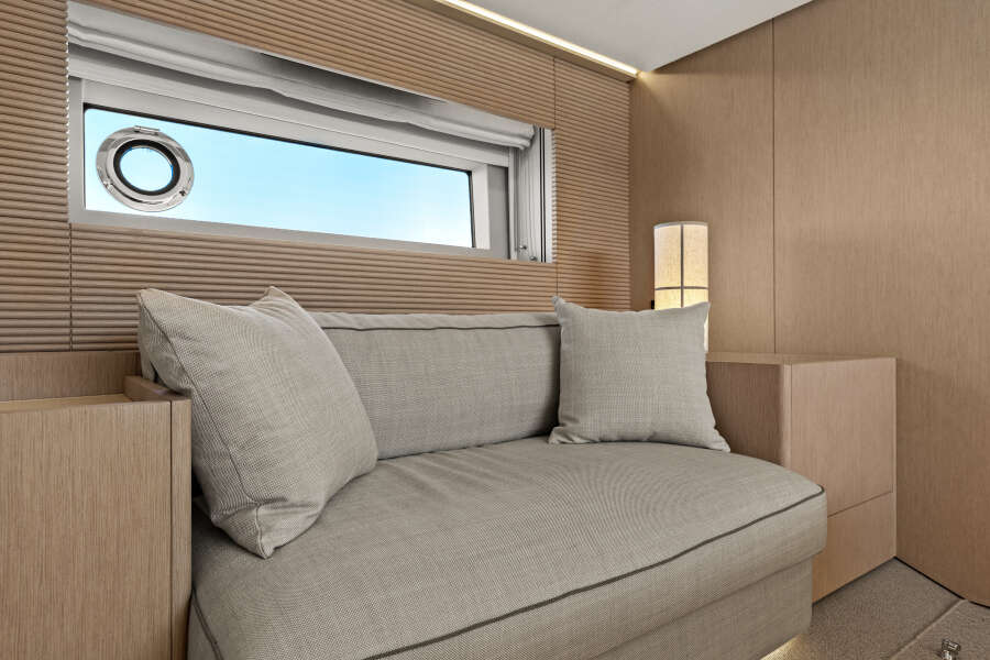 57ft Azimut Yacht For Sale