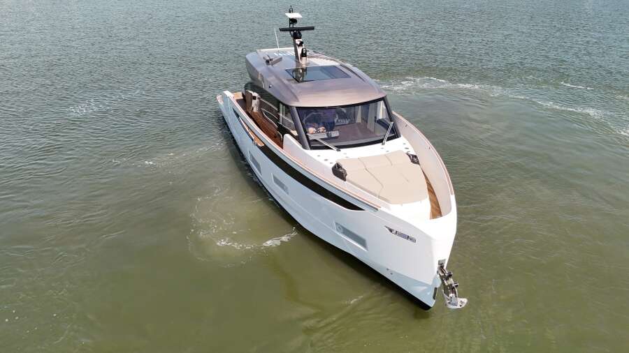 57ft Azimut Yacht For Sale 57ft Azimut Yacht For Sale