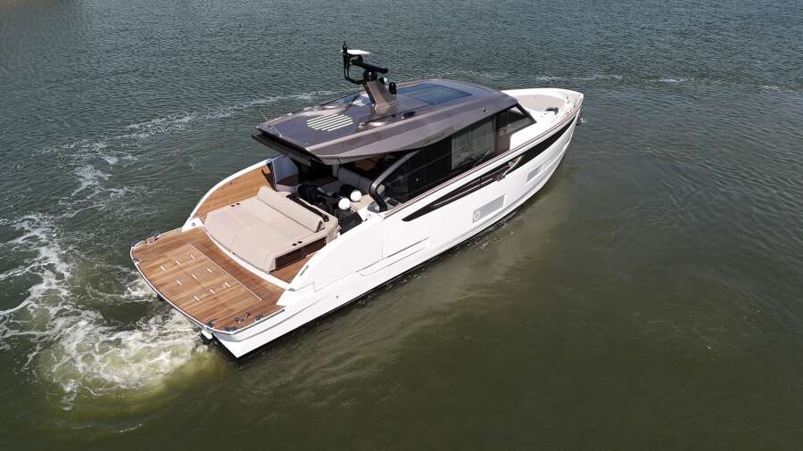 57ft Azimut Yacht For Sale 57ft Azimut Yacht For Sale