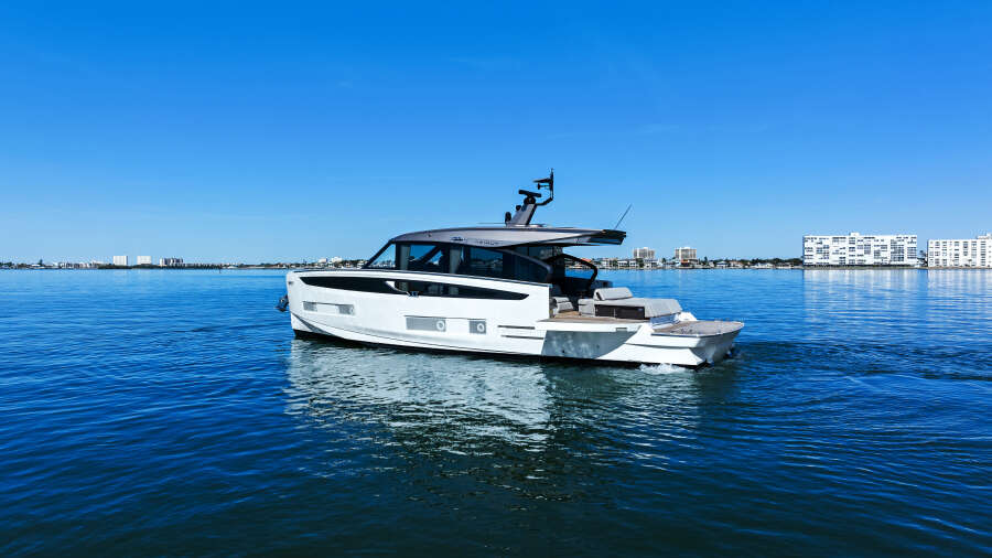 57ft Azimut Yacht For Sale