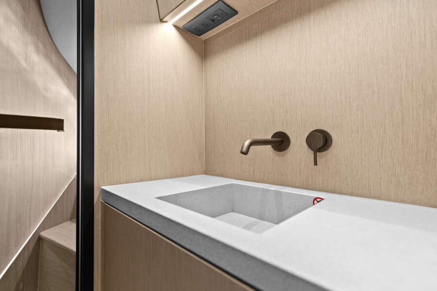 57ft Azimut Yacht For Sale