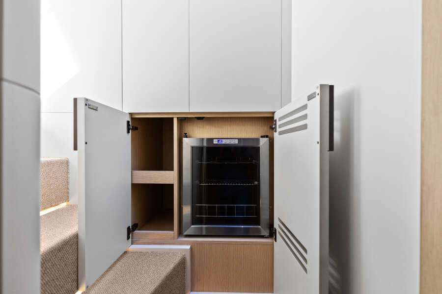 57ft Azimut Yacht For Sale