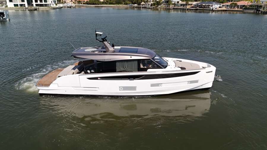 57ft Azimut Yacht For Sale 57ft Azimut Yacht For Sale