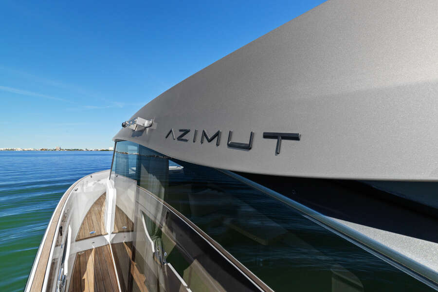 57ft Azimut Yacht For Sale