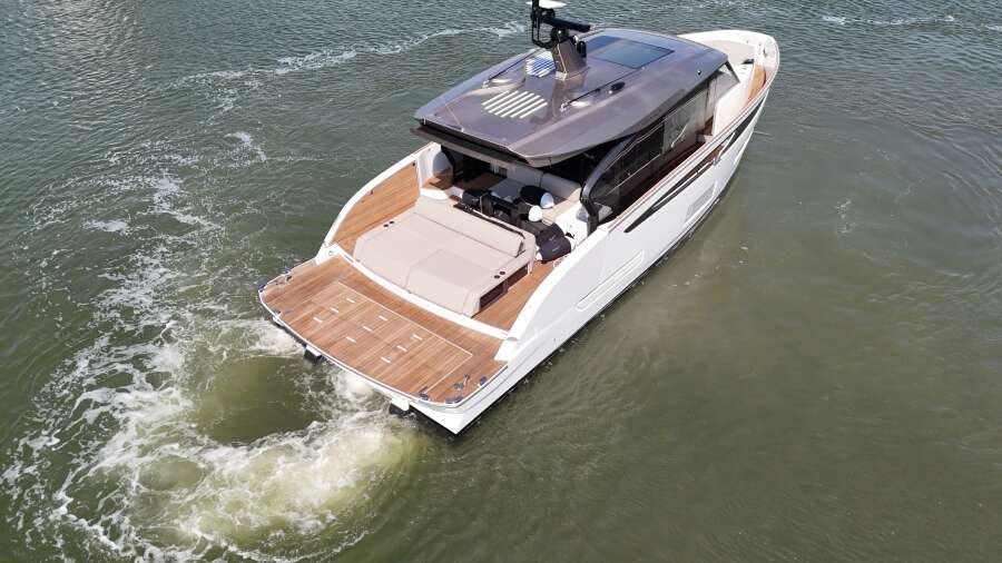 57ft Azimut Yacht For Sale 57ft Azimut Yacht For Sale