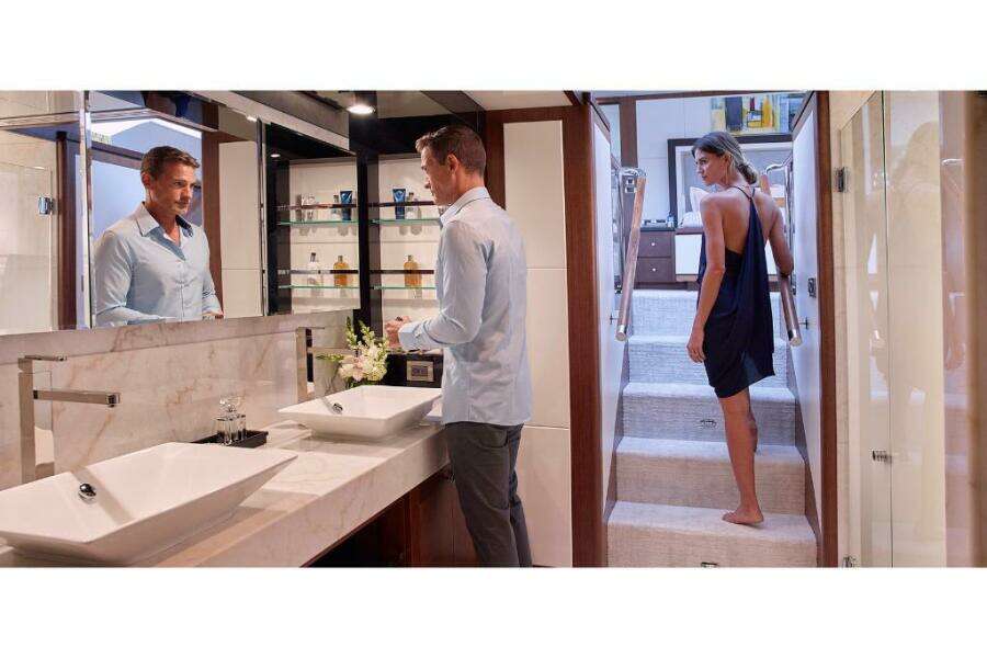 106ft Ocean Alexander Yacht For Sale 106ft Ocean Alexander Yacht For Sale