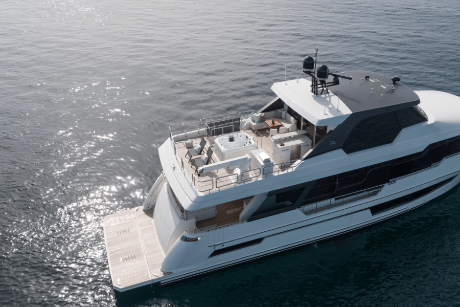 106ft Ocean Alexander Yacht For Sale 106ft Ocean Alexander Yacht For Sale