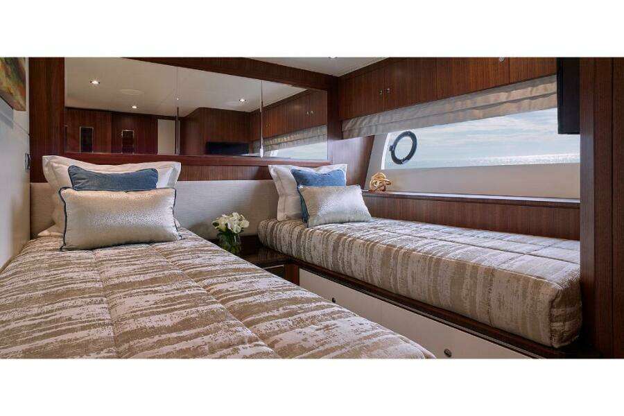 106ft Ocean Alexander Yacht For Sale 106ft Ocean Alexander Yacht For Sale