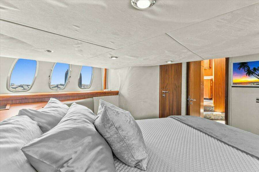 Cheers 52ft Sunseeker Yacht For Sale