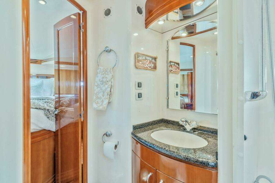 57ft Carver Yacht For Sale 57ft Carver Yacht For Sale