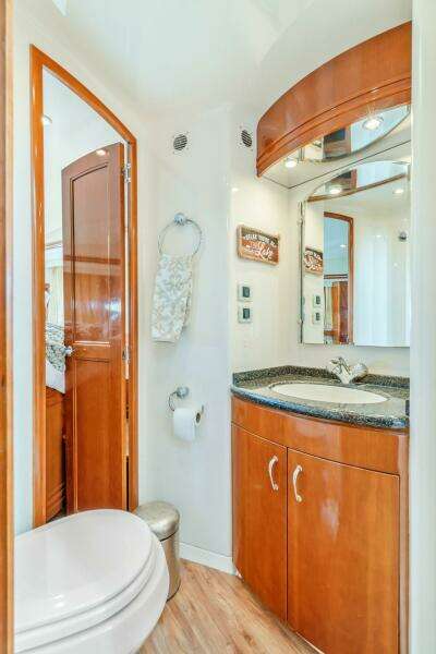 57ft Carver Yacht For Sale 57ft Carver Yacht For Sale