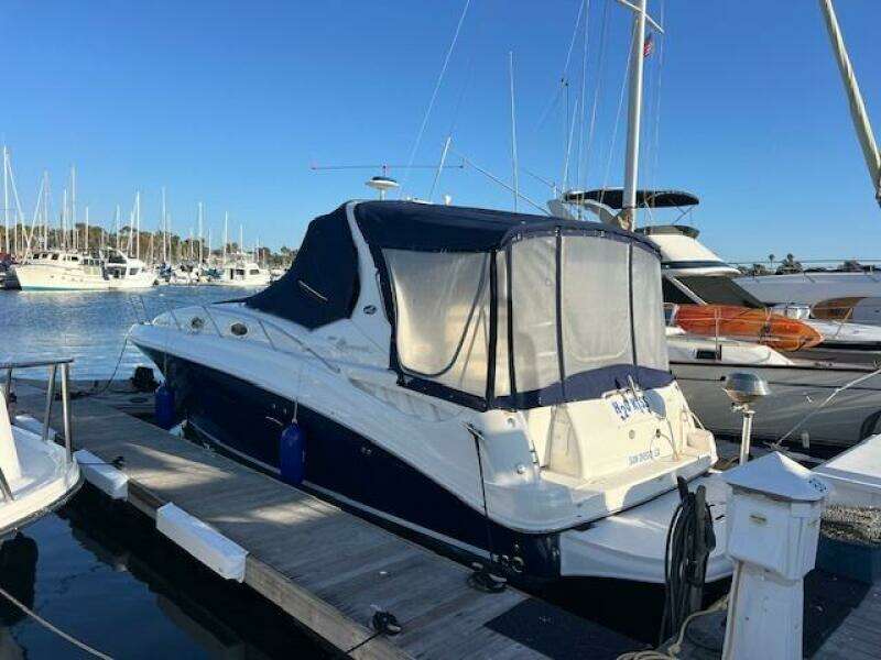 32ft Sea Ray Yacht For Sale